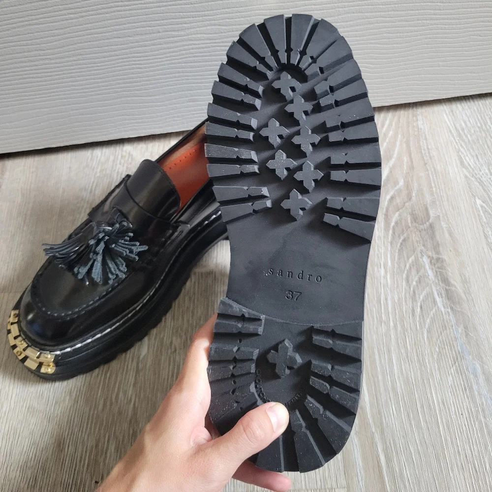 Sandro Black Leather Tassel Loafers with Gold Toe Accent - Picture 4 of 4